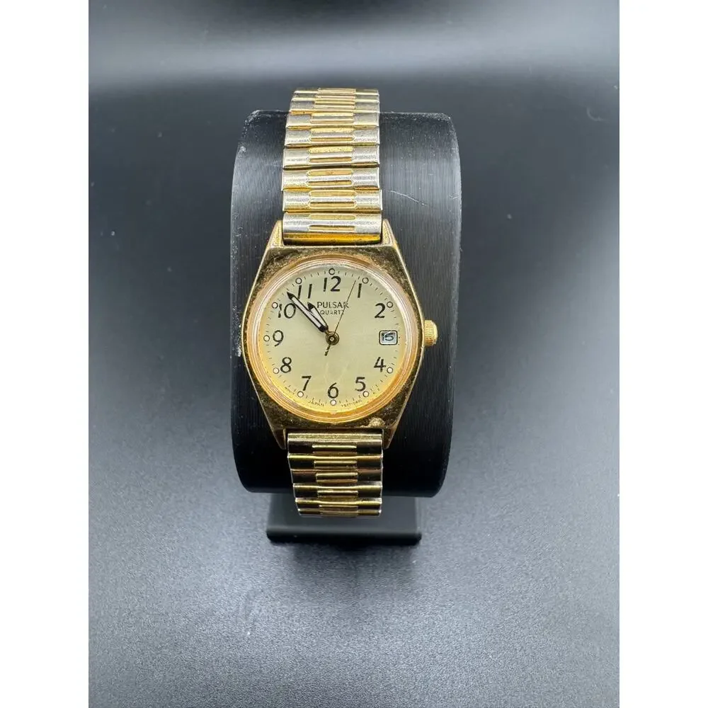 Vintage Pulsar Quartz Watch Gold Tone Date Dial